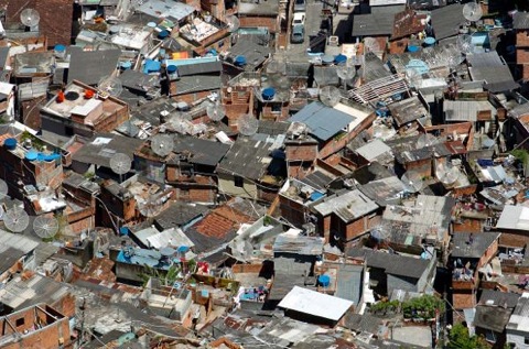 favela macae
